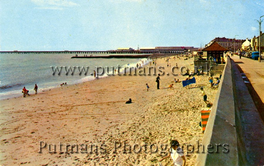 Ref 1124 Albion Beach towards pier