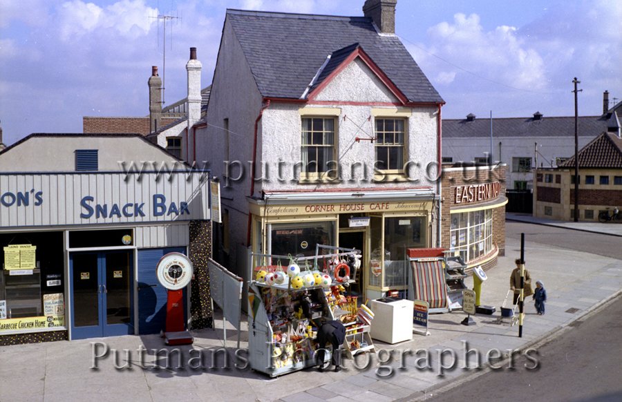 Ref 1188 Corner House Restaurant & Leon's