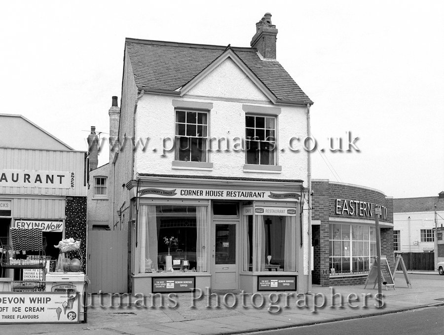 Ref 1189 Corner House Restaurant