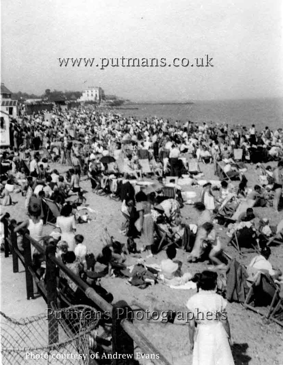 Ref 1483 Albion Beach 1950s