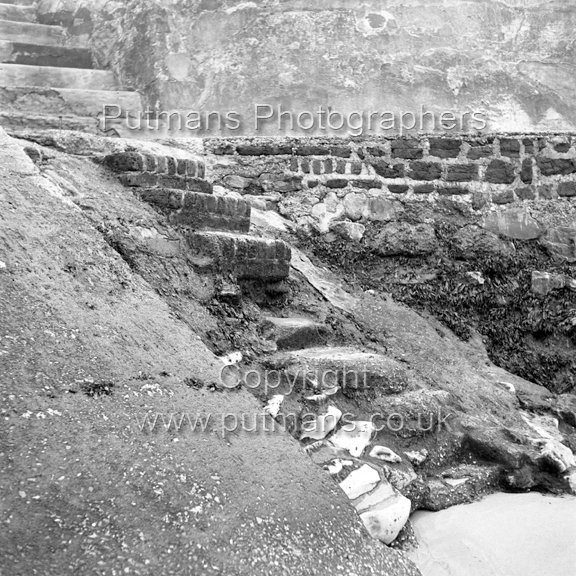 Ref 2153 Damaged steps by Albion Hotel  1949