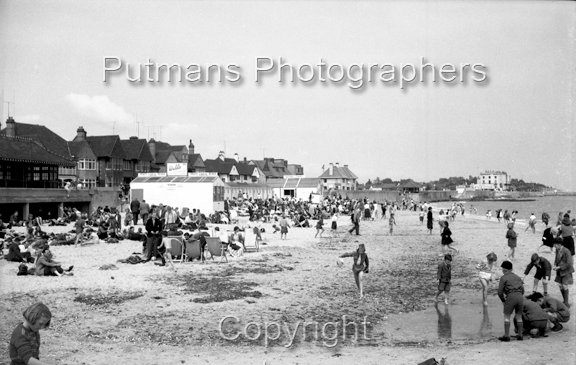 Ref 2170 Albion Beach 1956