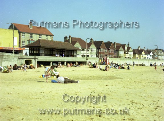 Ref 2322 Albion Beach 1980
