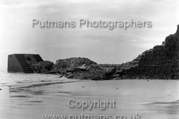 Ref 2604 Albion Breakwater damage 1953