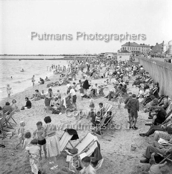 Ref 2739 Albion Beach 1950