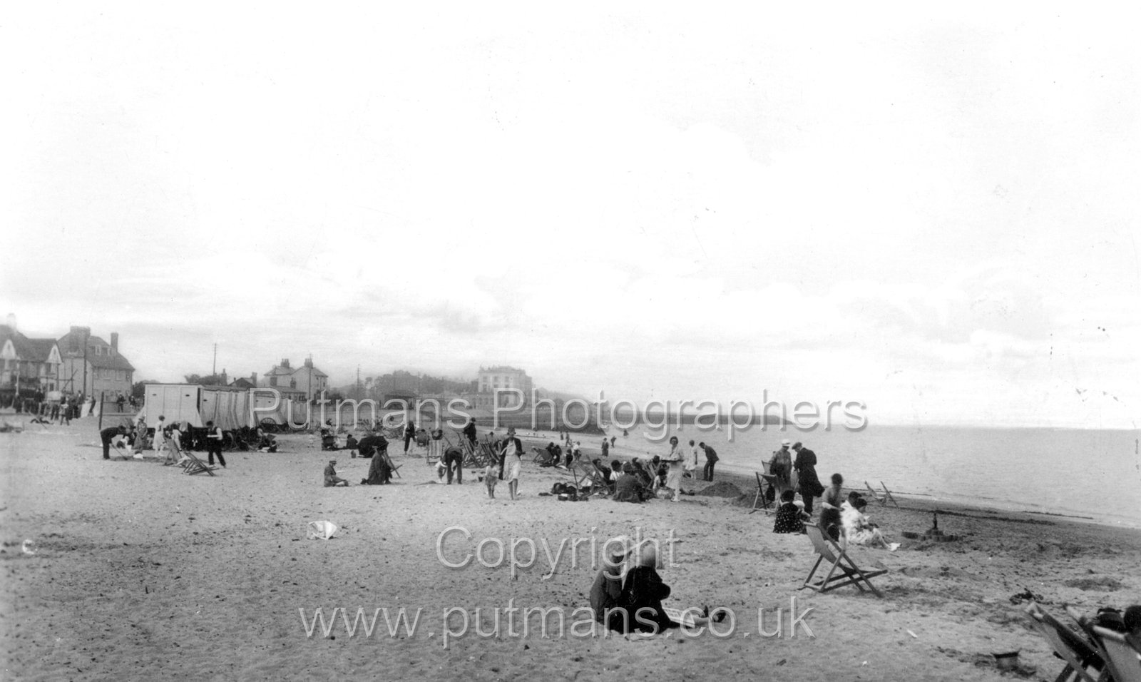 Ref 3018 Albion Beach