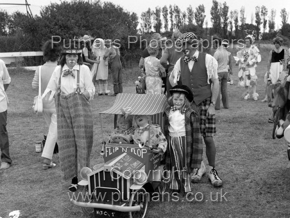 Ref 2472 Carnival Day 1973