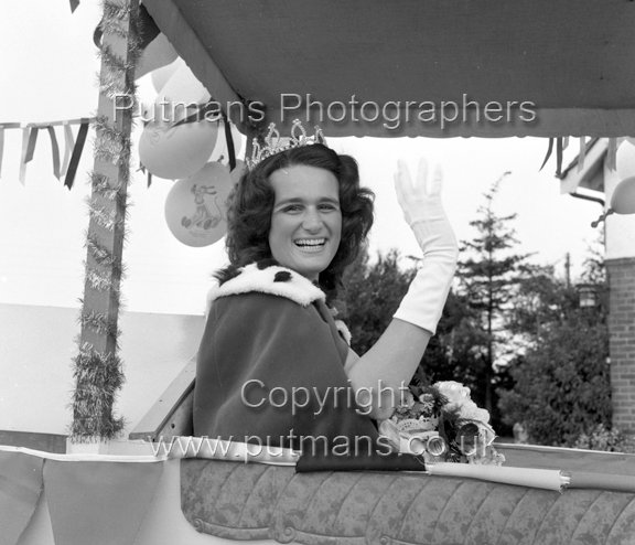 Ref 2475 Carnival Day 1973