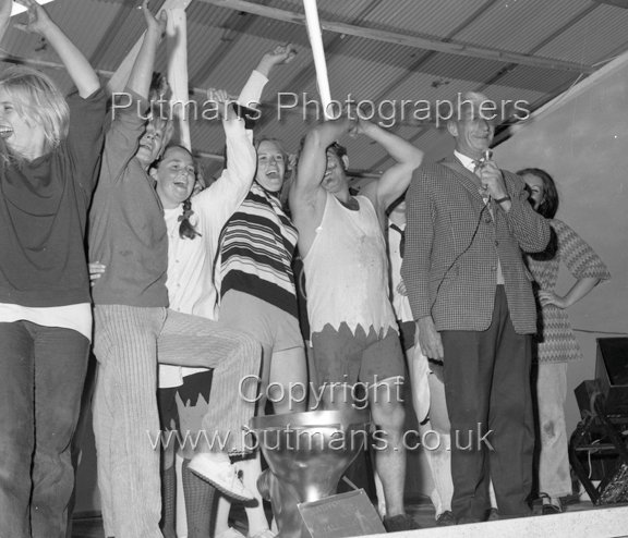 Ref 2487 Rugby 1970