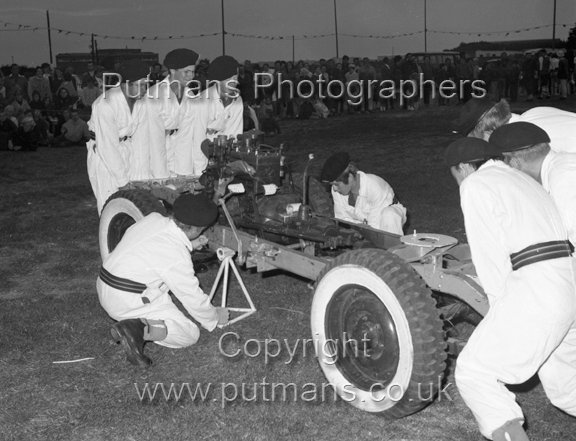Ref 2494 Jeep Run 1970