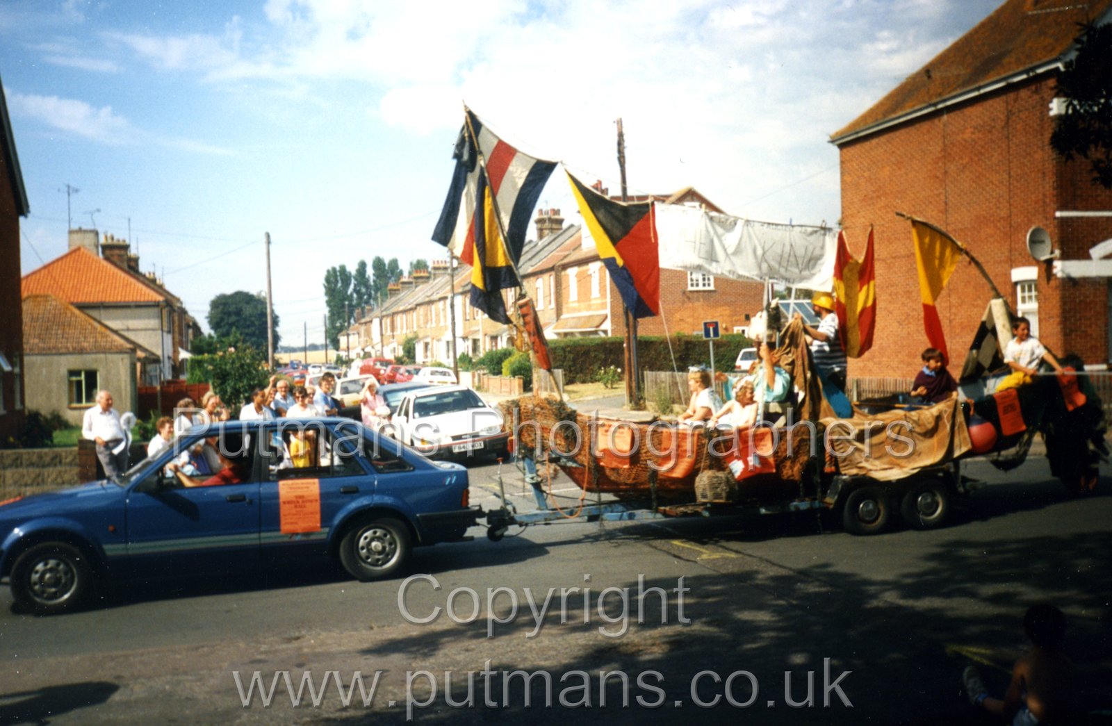 Ref 2932 Carnival 1993