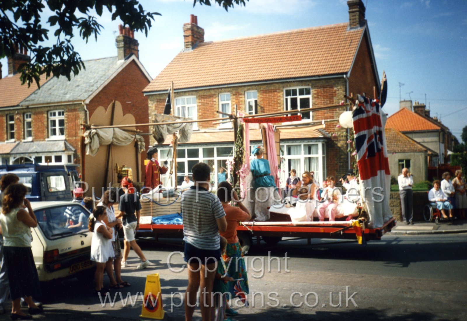 Ref 2938 Carnival 1993
