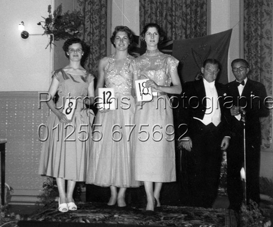 The Carnival Queen & Attendants (1)