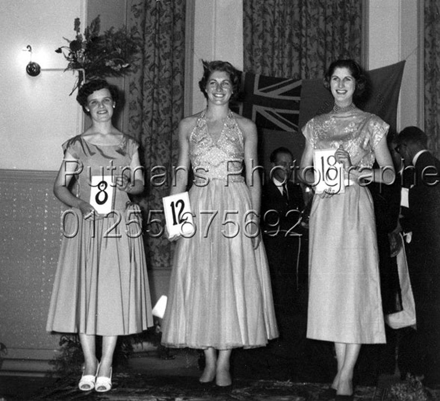 The Carnival Queen & Attendants (3)