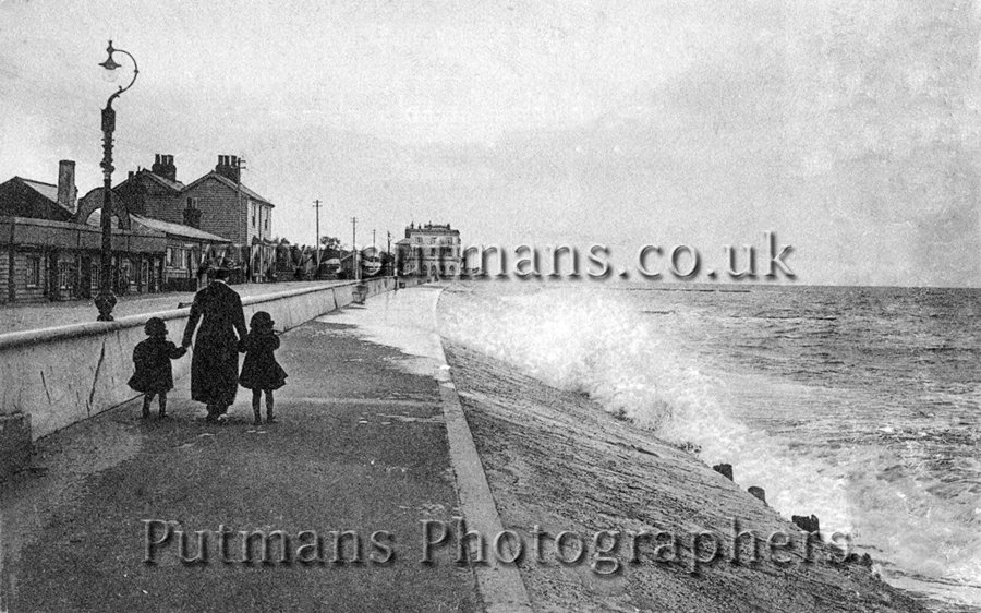 Ref 1095 Shore Road High Tide