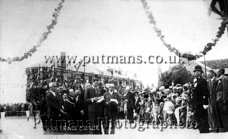 Ref 214 Prince George opening Princes Esplanade 7th June 1930