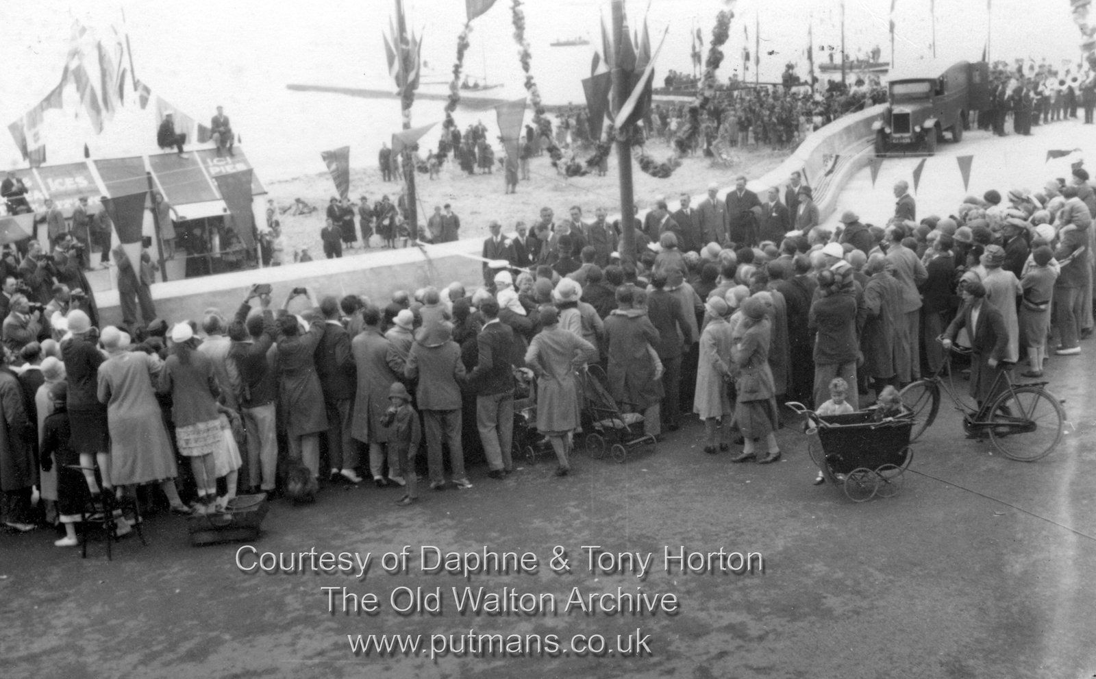 Ref 3186 Opening of Princes Esplanade Prince George of Kent 1930