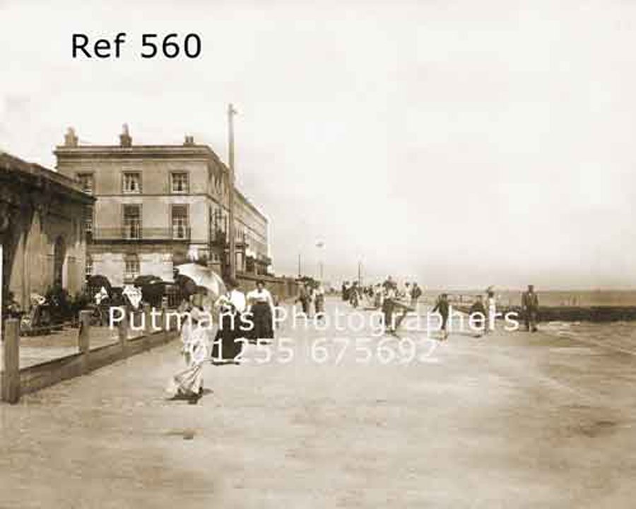 Ref 560 East Terrace & prom