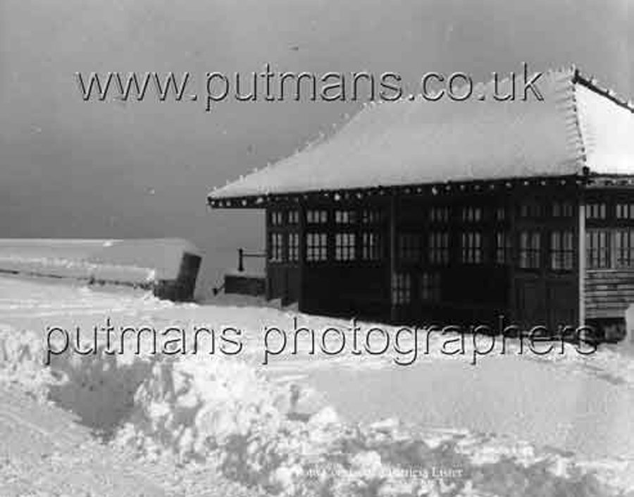Albion Shelter under snow 1958