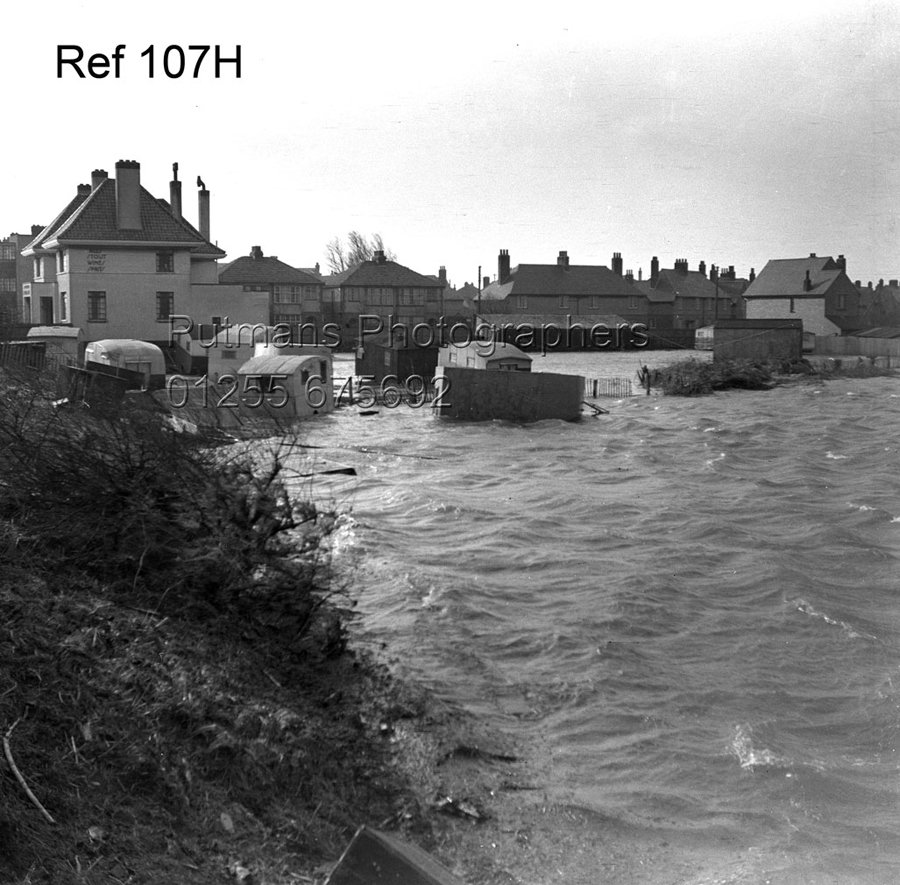 Ref 107H Bath House Hotel & Meadow