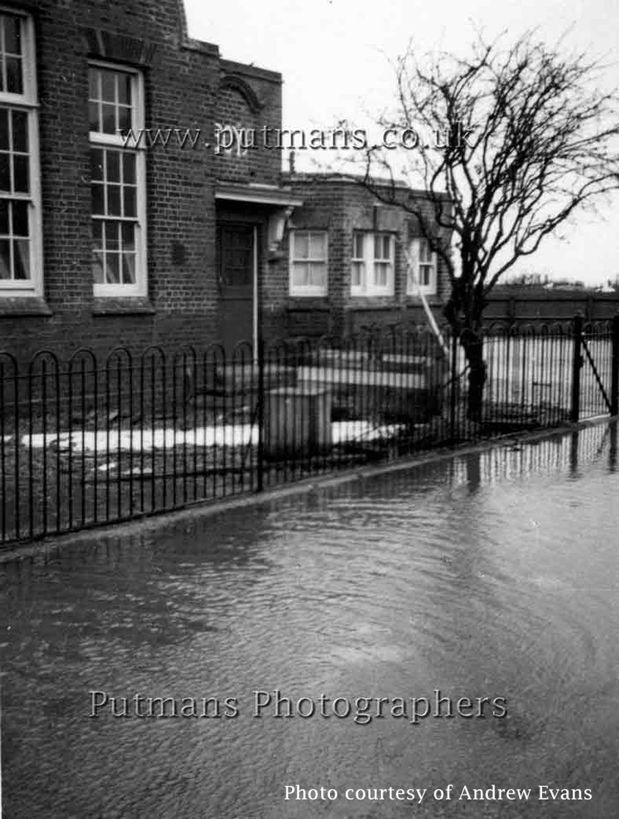 Ref 1467 Secondary School