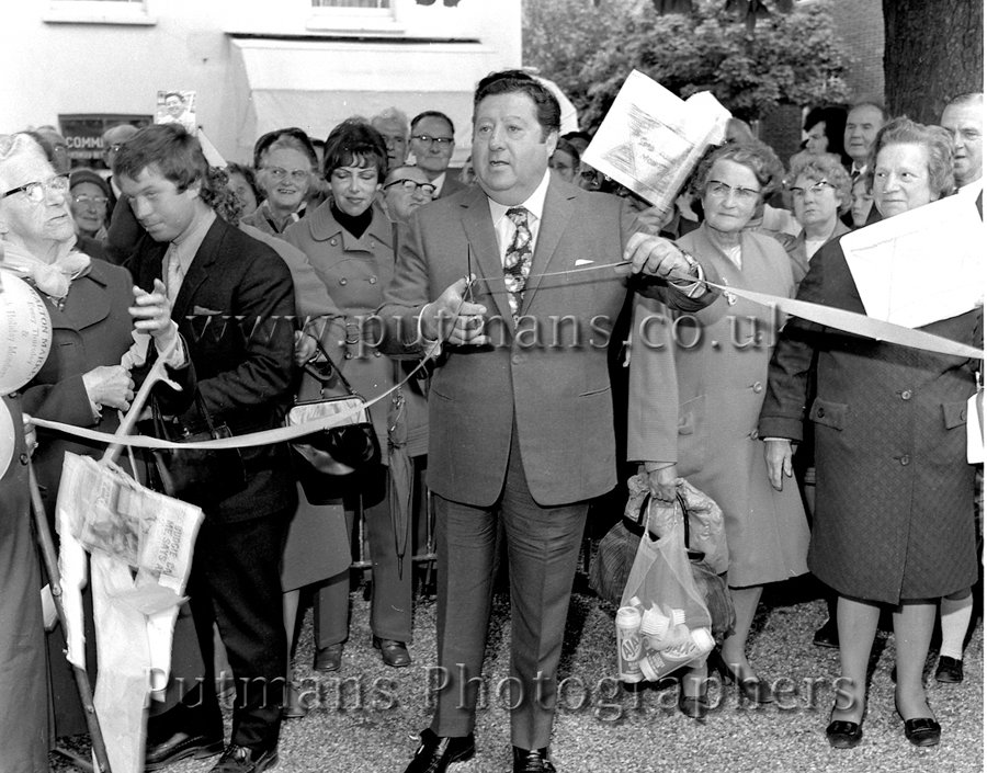 Ref 1240 Monty Modlyn opening Walton's new market 22nd June 1972
