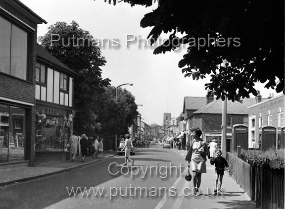Ref 2354 High Street 1976