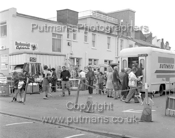 Ref 2421 Market Day August 1979