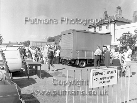 Ref 2425 Market Day August 1979