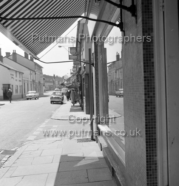 Ref 2557  High Street 9.5.1967