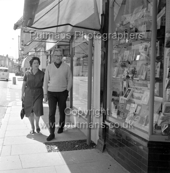 Ref 2558  High Street 9.5.1967