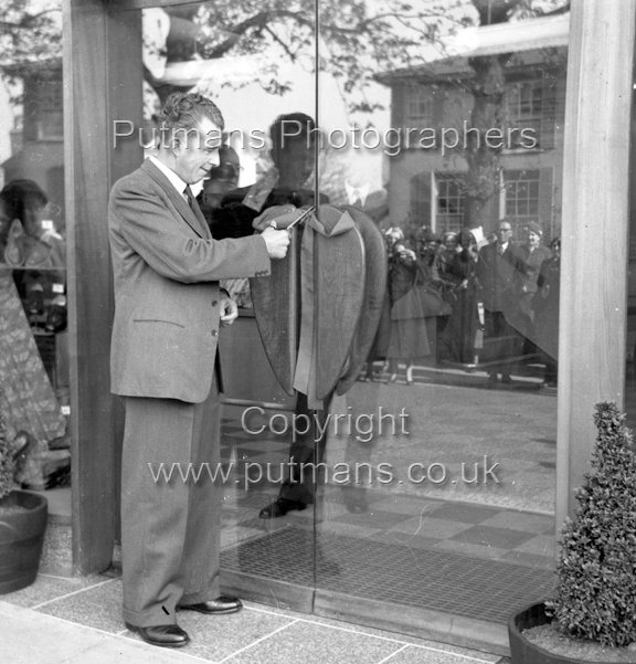 Ref 2591 Opening Co-Op Department Store 1956