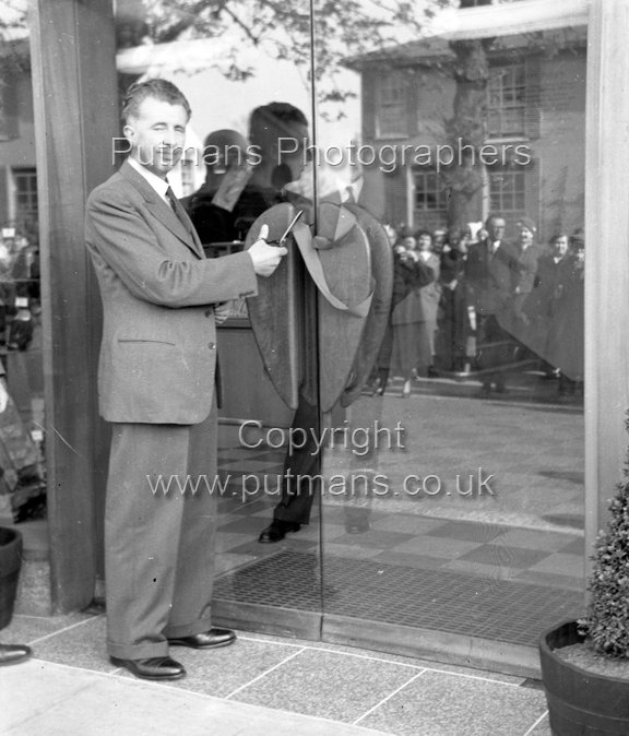 Ref 2592 Opening Co-Op Department Store 1956