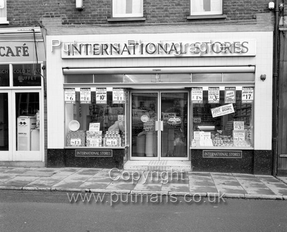 Ref 2703 International Stores November 1965