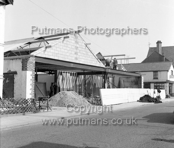 Ref 2713 High Street Garage rebuilding 1963