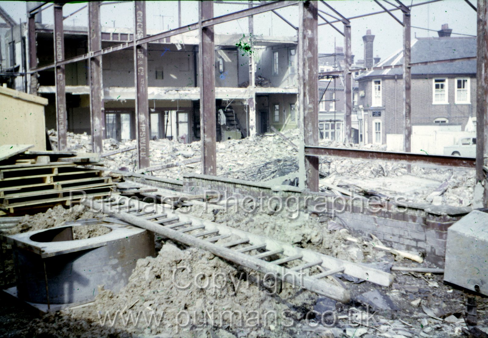 Regal demolition