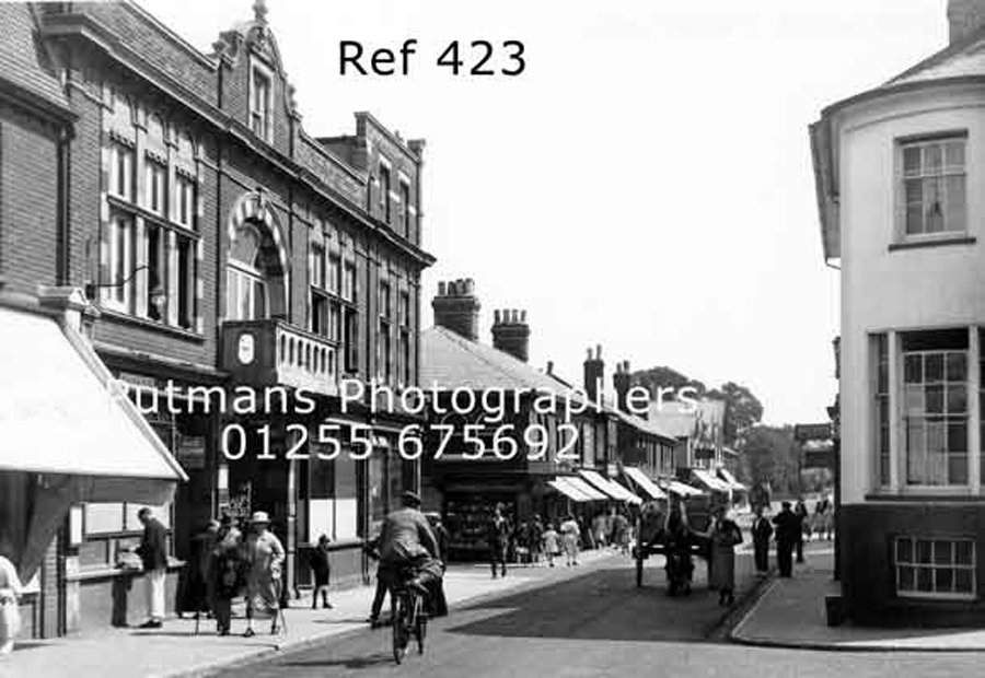 Ref 423 High Street