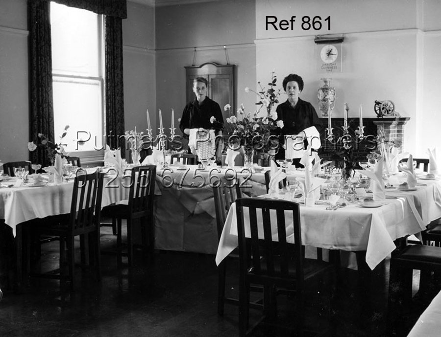 Ref 861 Portobello Dining Room