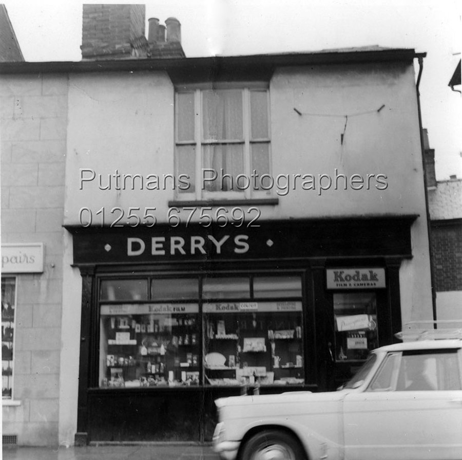 Ref 943 Derrys Chemist 40 High Street 1964