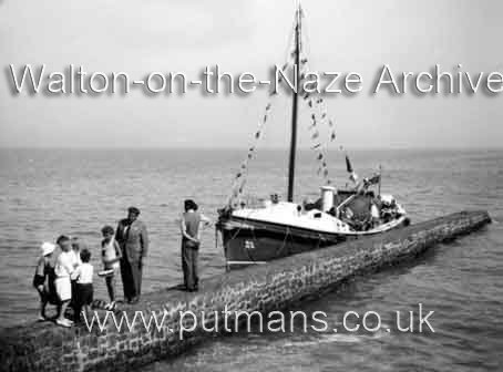 Ref 1829 EMED Lifeboat at Albion Breakwater