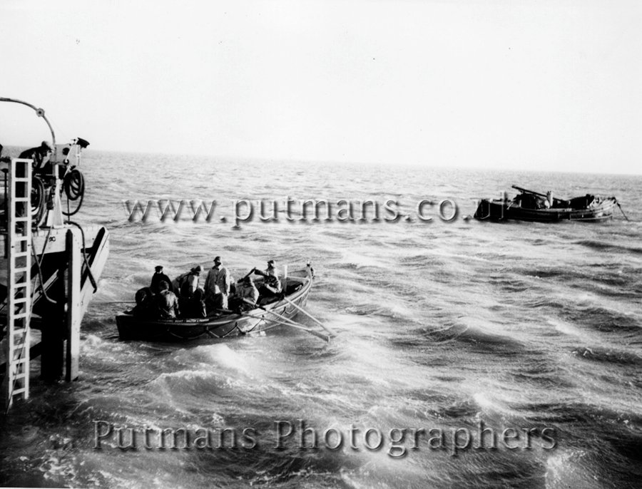 Ref 344A Boarding Boat