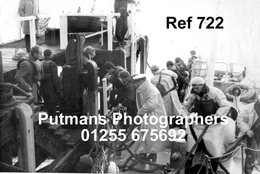 Ref 722 Landing survivors from Ypapanti 1966