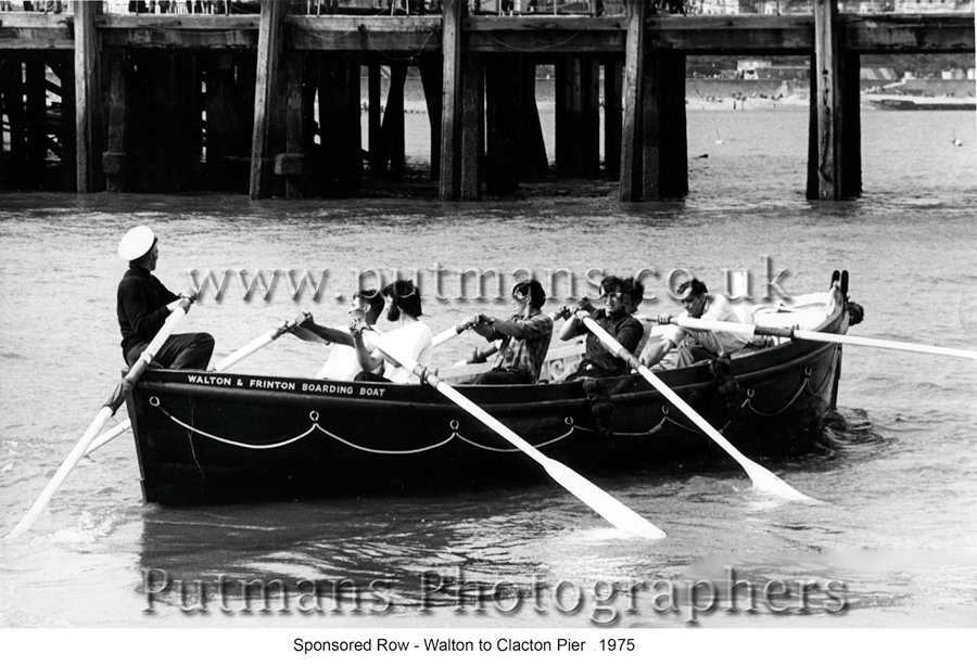 LB008 Sponsored row between piers