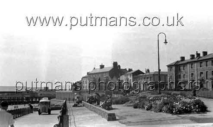 Ref 1528 Marine Parade 1954