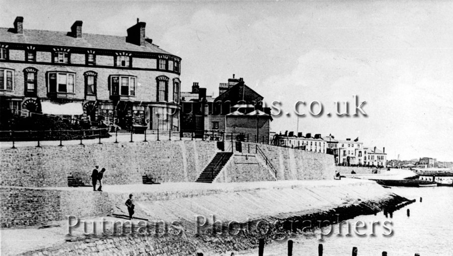 Ref 200-3 From pier before colonnade built