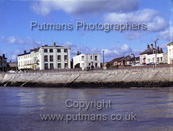 Ref 2107 Marine Parade from the Albiuon Groyne c1960