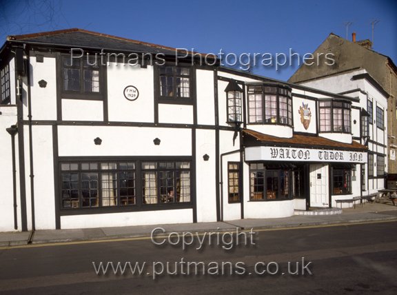 Ref 2407 Tudor Inn October 1986