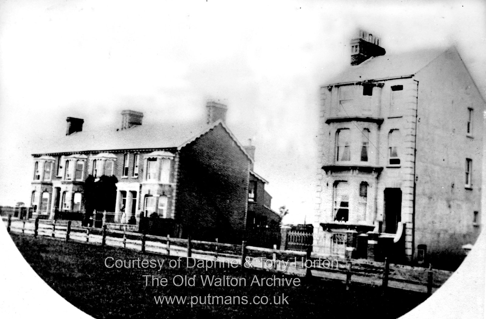 Ref 3107 Pavillion Villas, Barnard Lea , Old Frinton Road