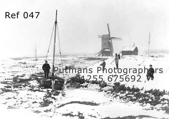 Ref 047 Windmill under snow