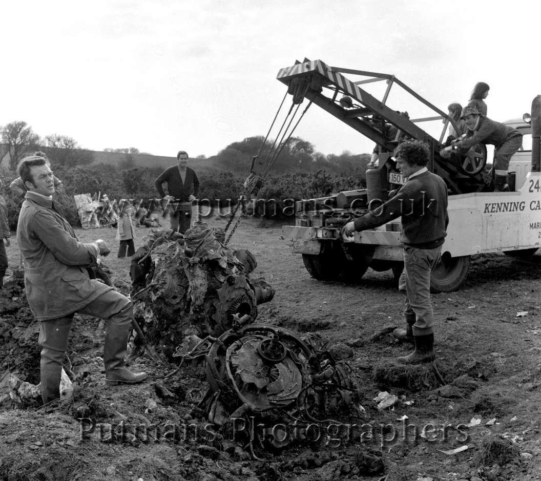 Ref 1287B Recovery of Halifax Bomber 18th March 1973